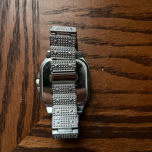 Watch - Picture 2 of 2